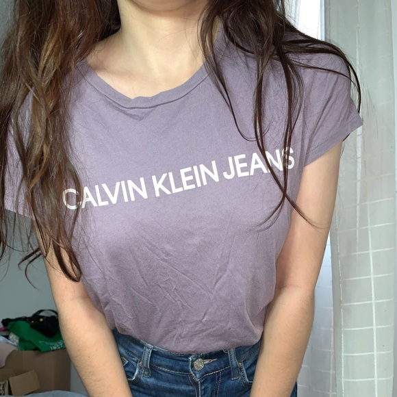 Calvin Klein jeans purple t shirt - Picture 3 of 8
